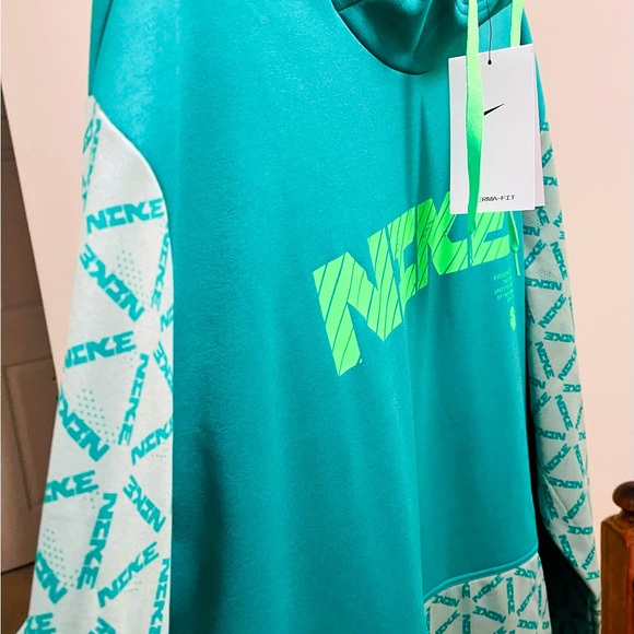 Nike Therma-Fit pullover - Picture 4 of 5